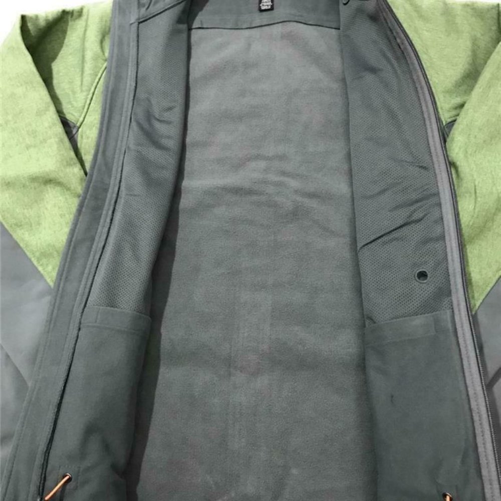 Men's Kirkland Signature Softshell Waterproof Jack - Picture 2 of 5